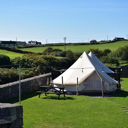 Готель Doolin Glamping Екстер'єр фото
