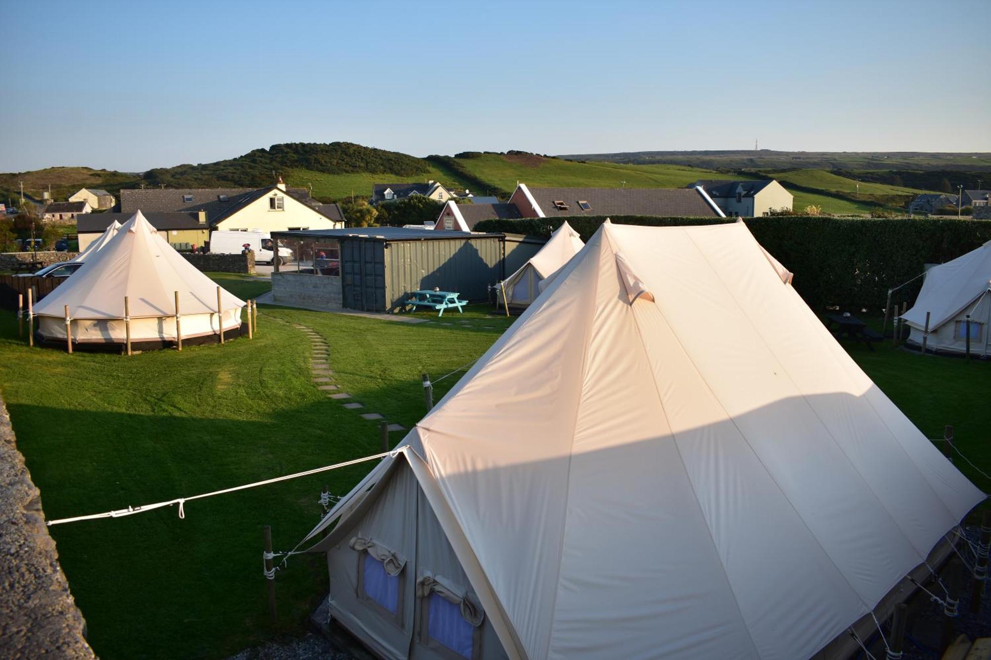 Готель Doolin Glamping Екстер'єр фото