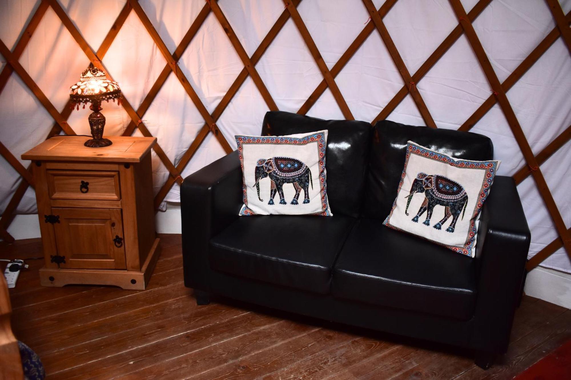 Готель Doolin Glamping Екстер'єр фото