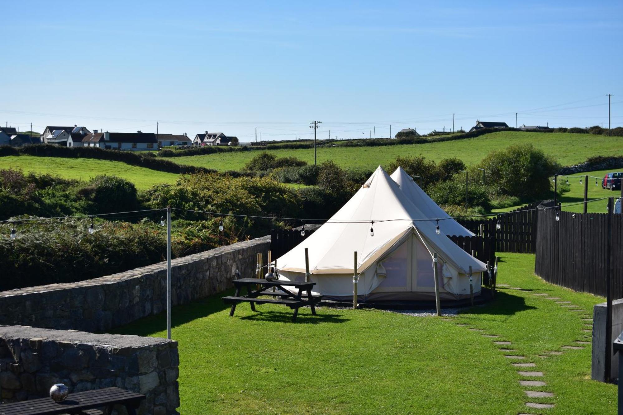 Готель Doolin Glamping Екстер'єр фото